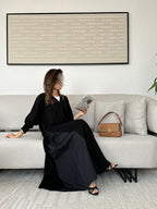 عباية جديلة أسود - Bateel Abaya