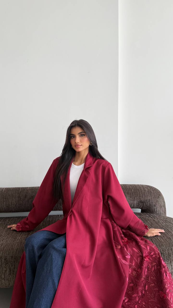 ازهار عنابي - Bateel Abaya