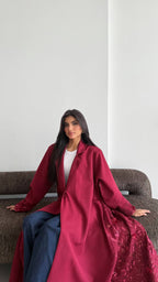 ازهار عنابي - Bateel Abaya