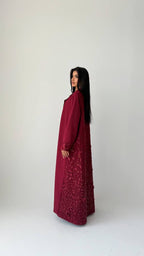 ازهار عنابي - Bateel Abaya