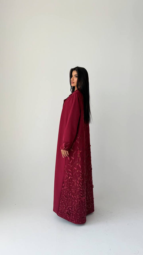 ازهار عنابي - Bateel Abaya