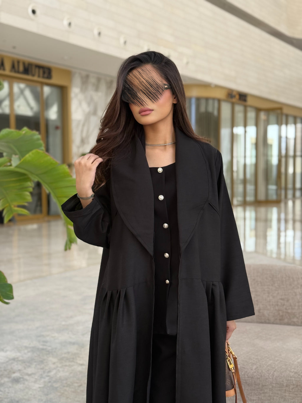 لنن اسود - Bateel Abaya