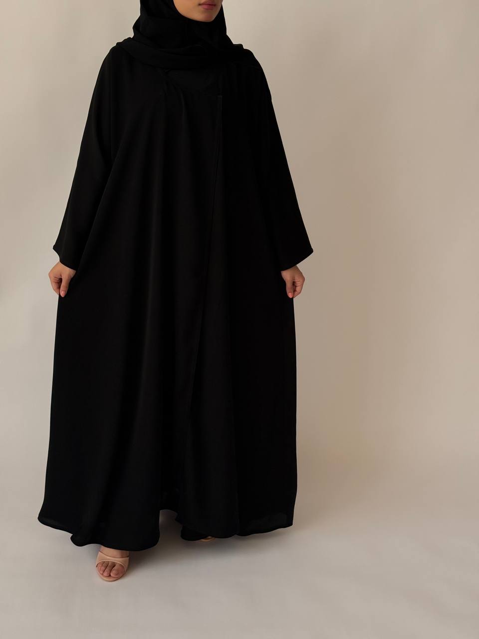 عباية تالة - Bateel Abaya