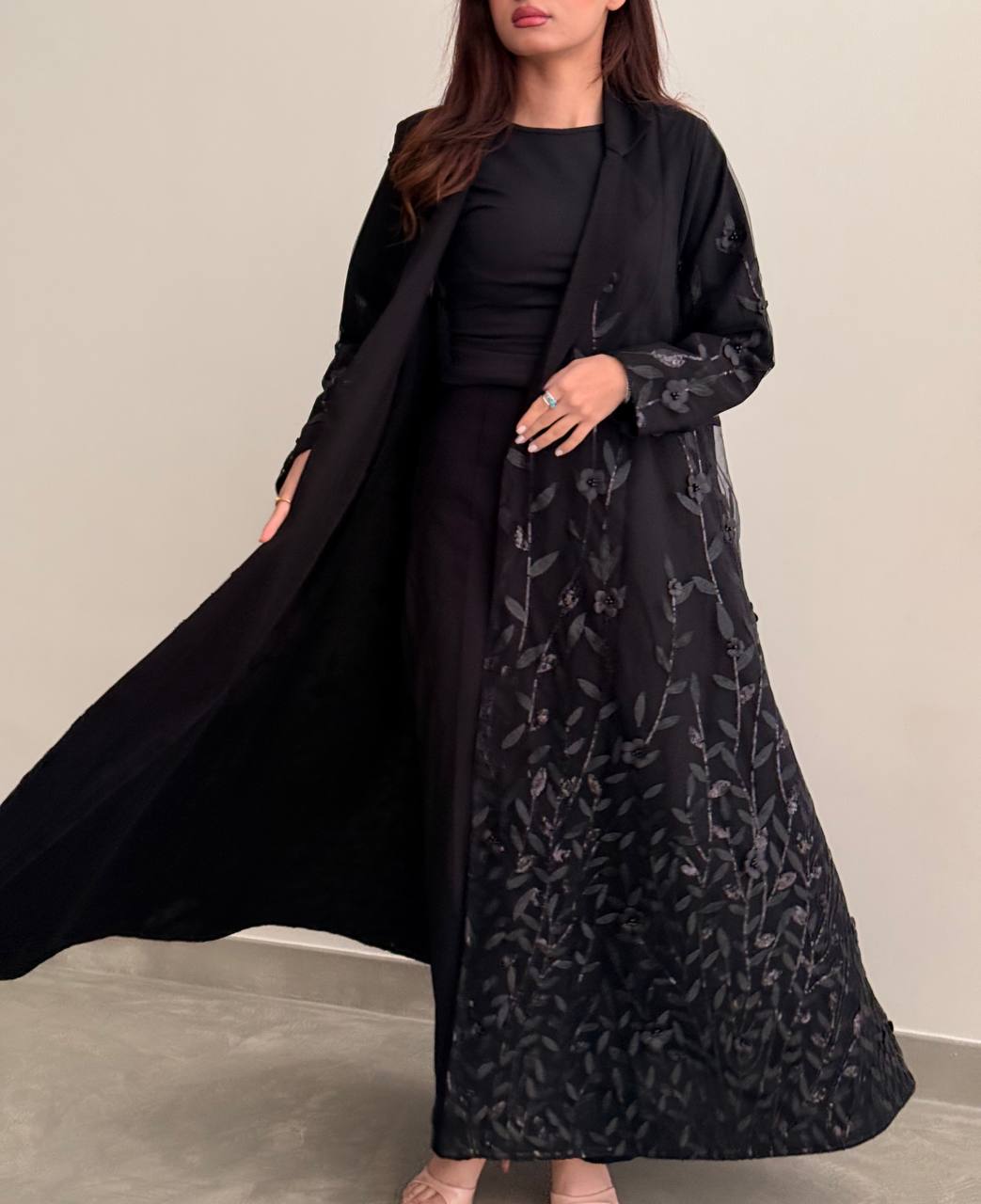 عباية ازهار - Bateel Abaya