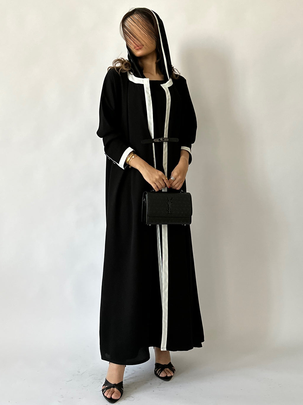 عباية العنود - Bateel Abaya