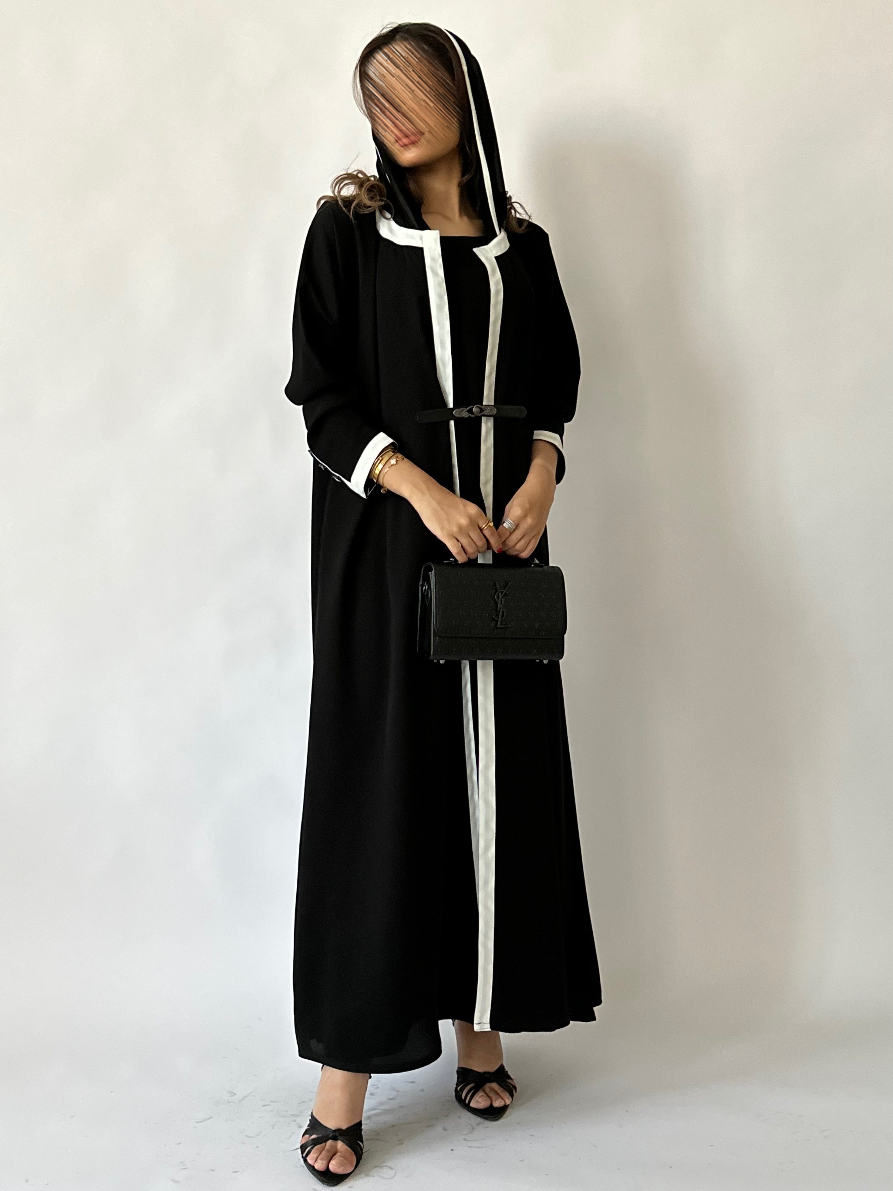 عباية العنود - Bateel Abaya