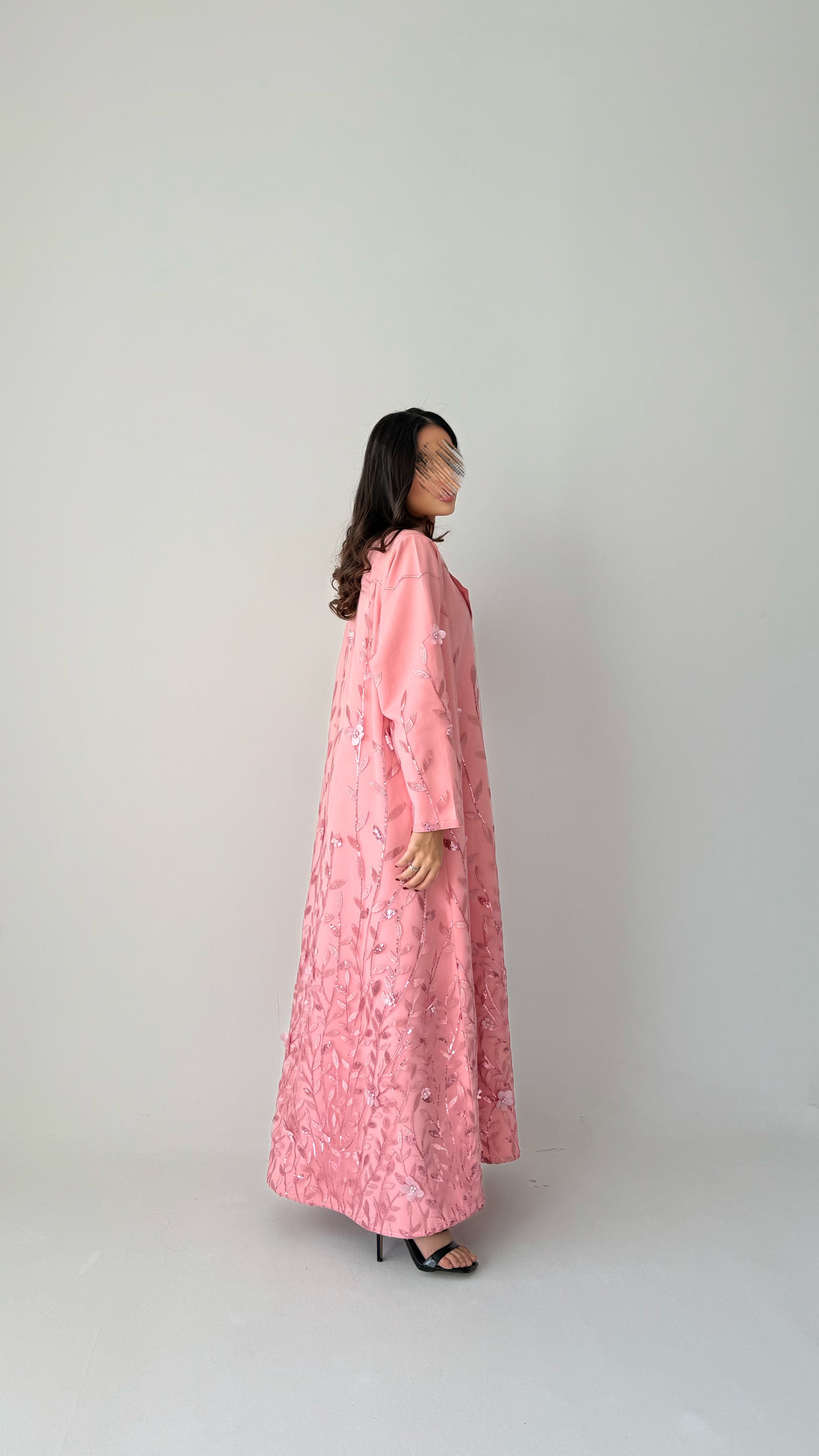 عباية ازهار وردي - Bateel Abaya