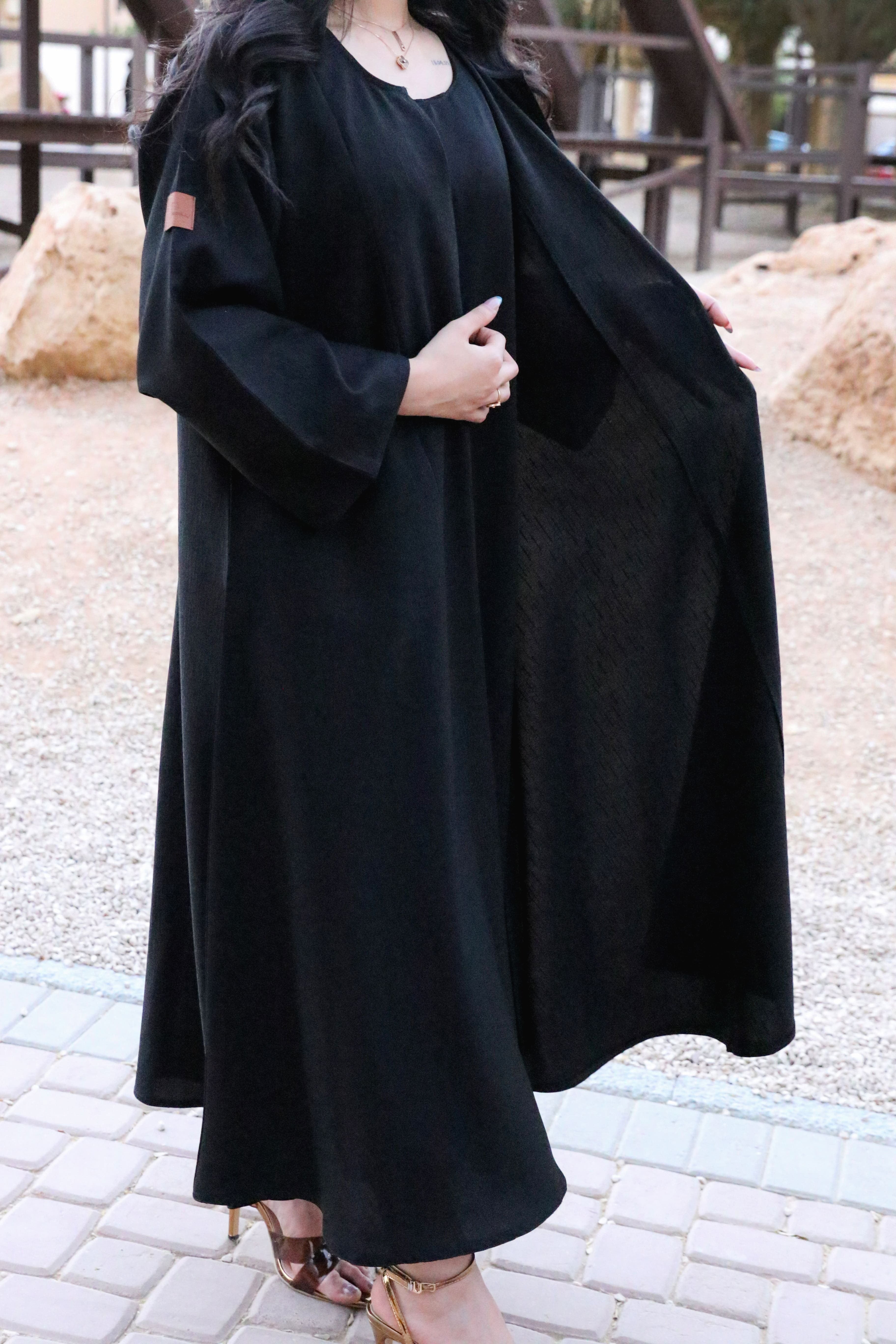 عباية وجود - Bateel Abaya