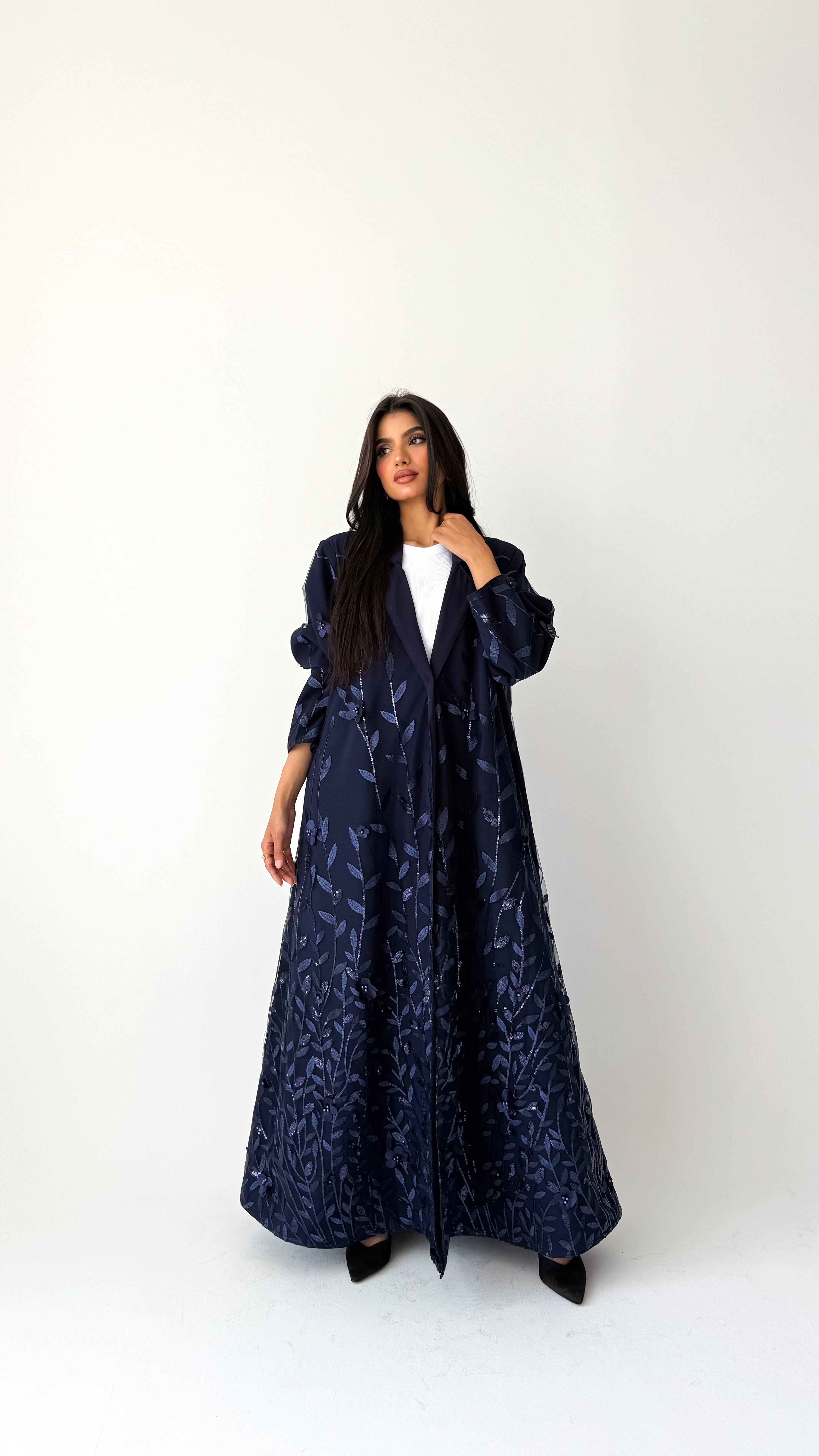 ازهار كحلي - Bateel Abaya