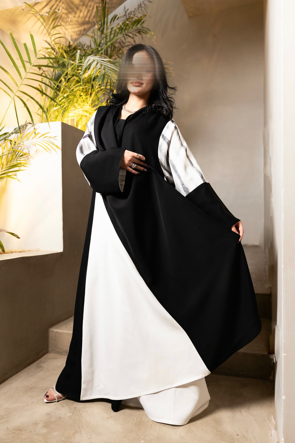 عباية مذهلة - Bateel Abaya