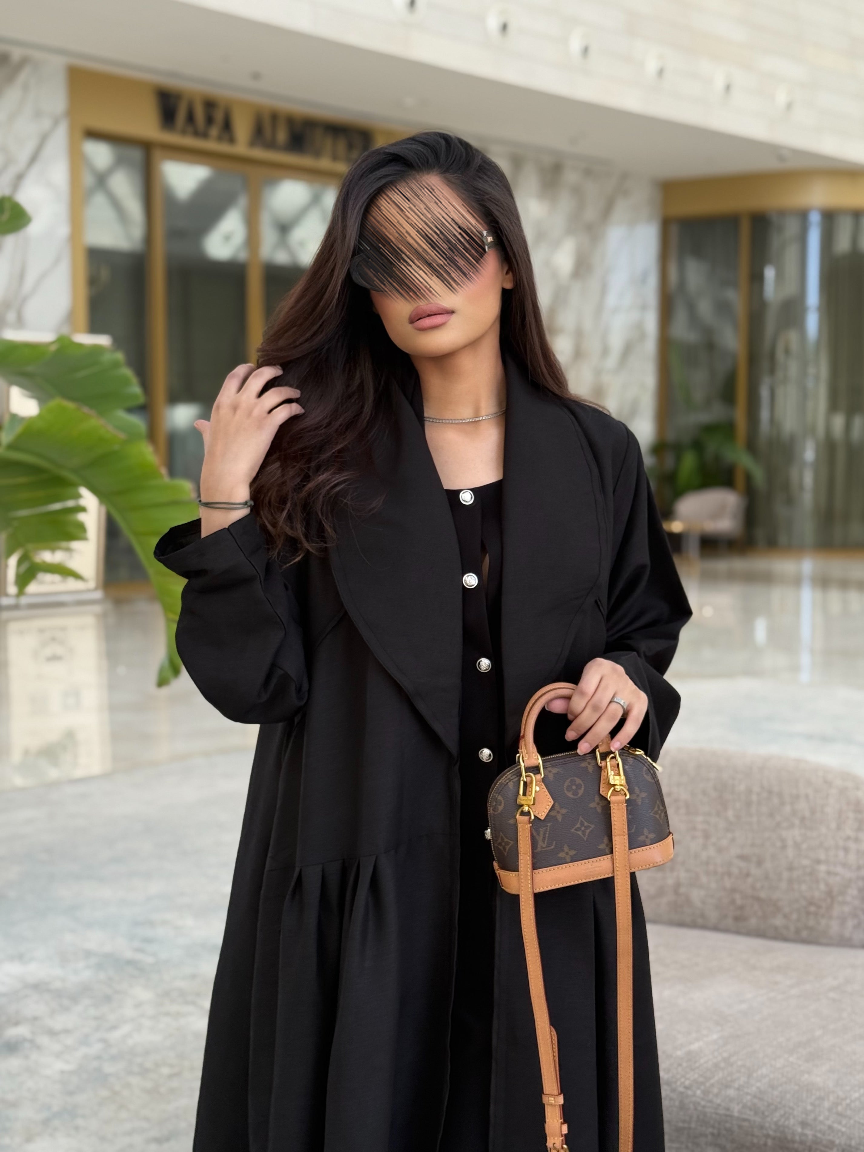 لنن اسود - Bateel Abaya